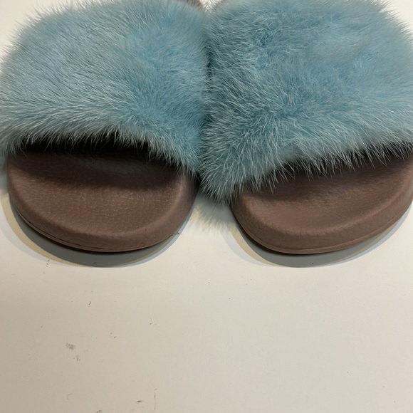Dolce & Gabbana Baby Blue Mink Fur Slip On Slides Sand size 38 - Picture 4 of 5